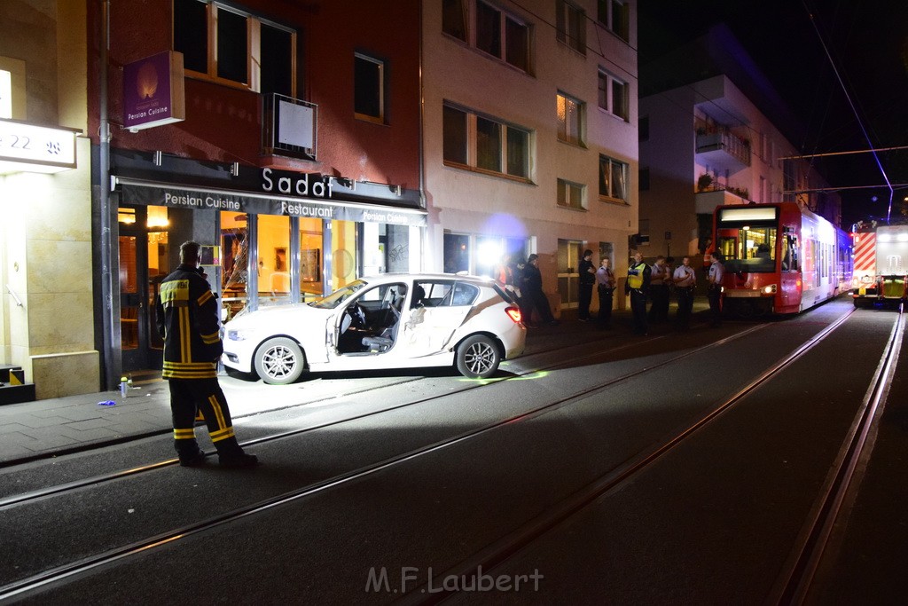 VU Pkw Strab PKlemm Koeln Altstadt Jahnstr P111.JPG - Miklos Laubert